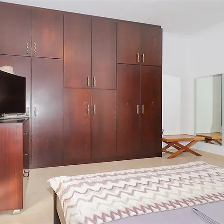 Mema's Maisonette! Apartment *