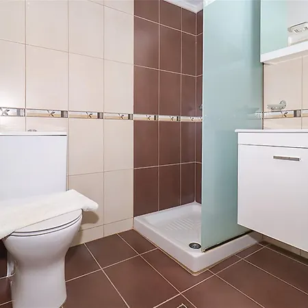 Mema's Maisonette! * Néa Fókaia