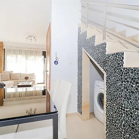 Mema's Maisonette!