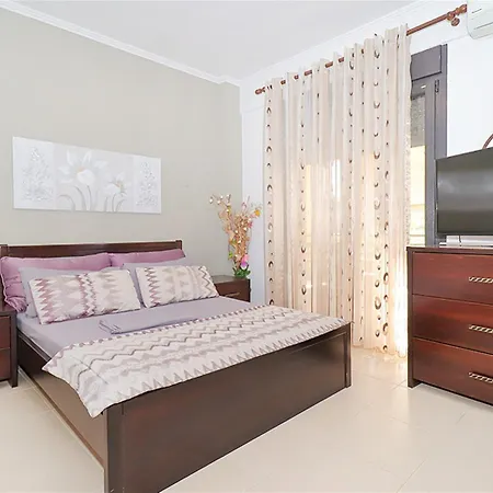 Mema's Maisonette! * Nea Fokea