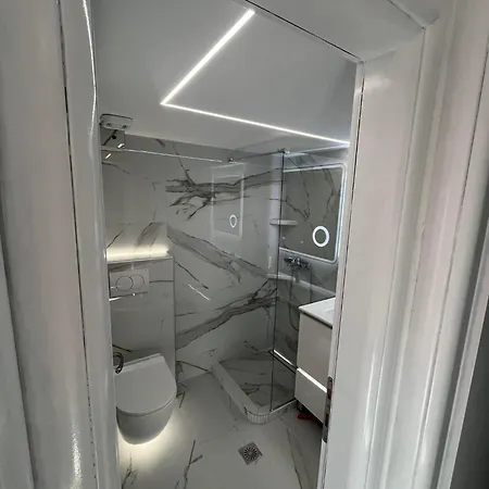 Mema's Maisonette! Apartman