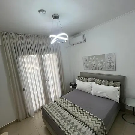 Mema's Maisonette! Néa Fókaia