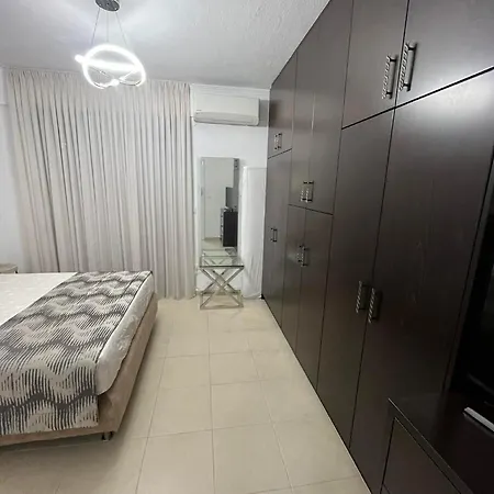 Mema's Maisonette! * Néa Fókaia