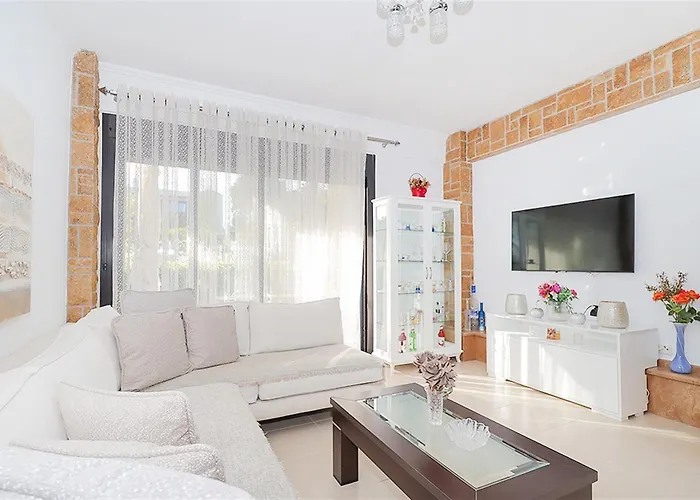 Daire Mema's Maisonette! Néa Fókaia