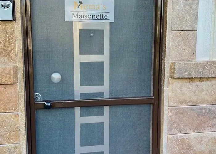 Mema's Maisonette! Daire