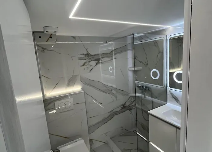 Mema's Maisonette! *