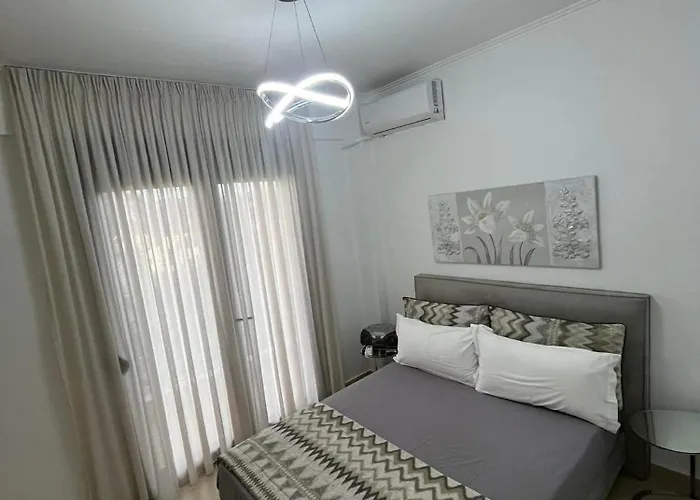 Mema's Maisonette! Néa Fókaia