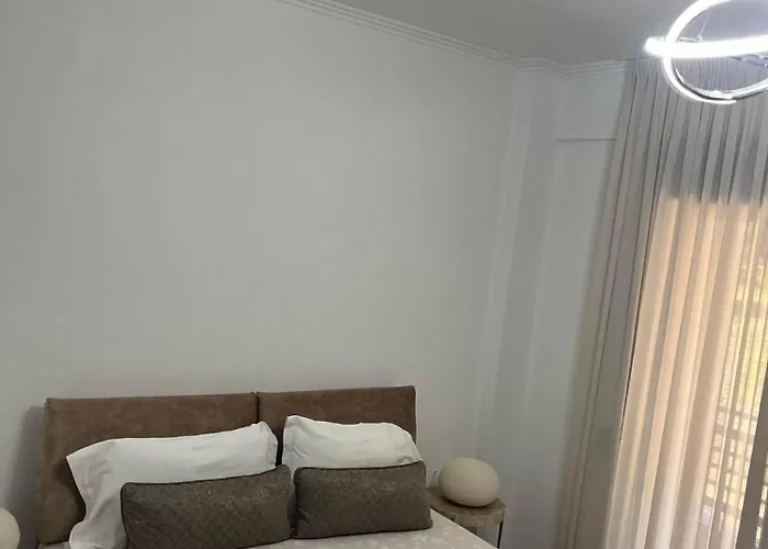 Mema's Maisonette! Néa Fókaia