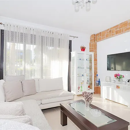 Apartment Mema's Maisonette! Nea Fokea