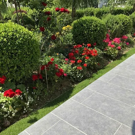 Mema's Maisonette! Apartment