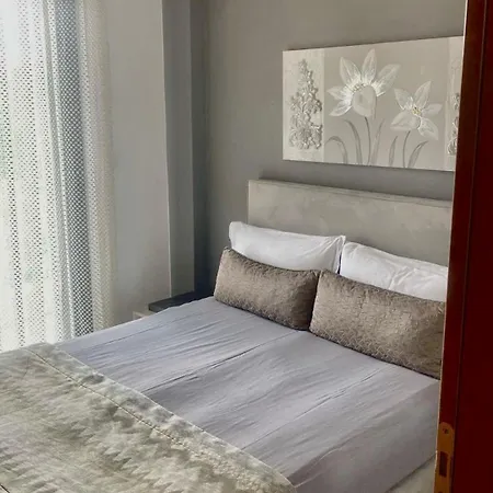 Mema's Maisonette! Apartment *