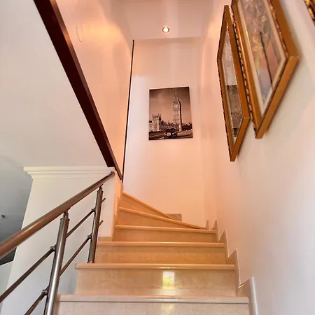 Mema's Maisonette! Apartmán Néa Fókaia