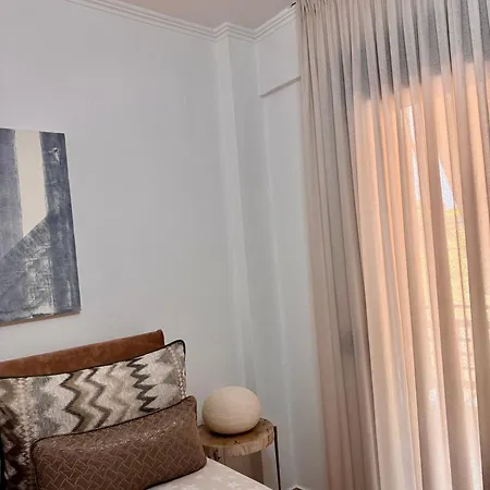 Mema's Maisonette! * Néa Fókaia